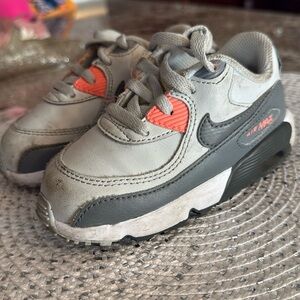 Nike Kids Gray and Orange air max Sneakers